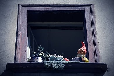 黄色软件免费下载大全每天无限次3.0：揭秘“免费无限次”下载平台：安全隐患与青少年保护引关注-1