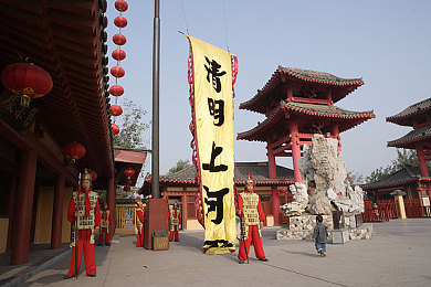 久久国产精品视频：梦幻征途，光影英雄——探寻国产影视巅峰之旅