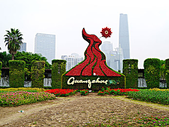 吸乳play呻吟 动漫：情感深探：动漫呻吟之旅，多元体验解锁