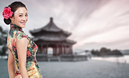 女式开襟睡衣裙子做双人运动：时尚运动新纪元，跨界情侣健身秀-1