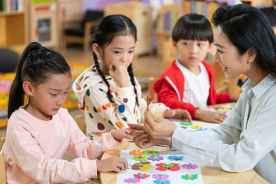 九九热这里有情精品：数字情怀交织，网络风尚新篇章
