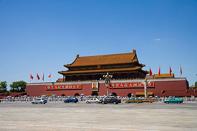 八重神子被丘丘人打败后繁衍后代的视频人民网文：奇幻交融现实：八重神子战败丘丘人后传，独特剧情引发网友热议