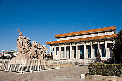 惩罚高冷女教师sp打屁股：“体罚争议激荡教育界，人性教育模式待探索”-1