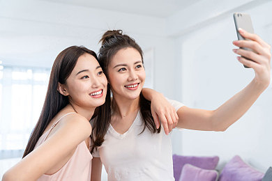 七夕物语2李蓉蓉的身世背景故事：穿越时空传奇，情缘谷之谜揭开李蓉蓉的勇敢智慧之旅-2