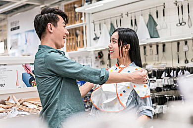 天堂V8：创新游戏引爆市场，引领在线娱乐新潮流：揭秘《天堂V8》成功秘诀