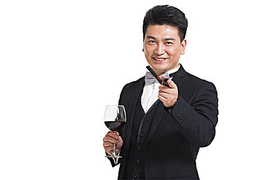 三上老师师生恋：教育伦理争议再升级：师生关系界限何在，社会共议纯净校园