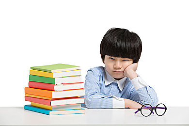 拔萝卜打牌不盖铺没病毒：疫情闲居乐趣多，萝卜牌技共抗疫
