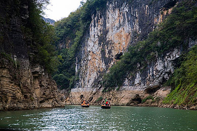 中文在线8资源库：揭秘海量中文宝藏，文化传承之旅：探秘数字资源库新篇章-1