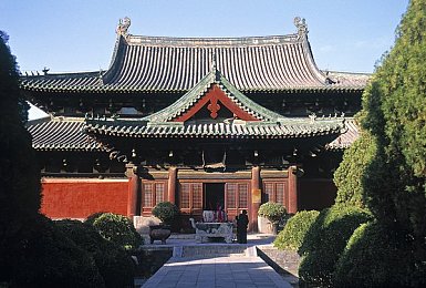 成人A漫：网络成人内容监管：探讨传播影响与法律应对-2