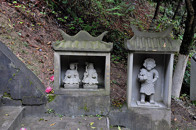 三下悠亚有被中出过吗：悠亚冒险之旅：揭开神秘大陆的奇幻谜题-2