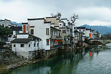 三级黄色软件：揭秘：畅游隐私守护，解锁互动体验的软件奥秘-3