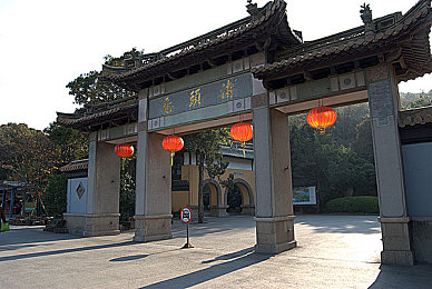 女优无码：解码视觉新纪元：多元文化下的“无码”美学探索-2