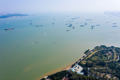 黄色软件3.3免费下载：奇幻冒险解谜之旅，沉浸式体验等你探索-3