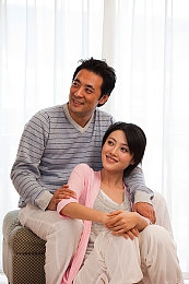 4438全国最大成人网：探秘网络隐秘角落：揭秘传奇成人网站4438的成长之路