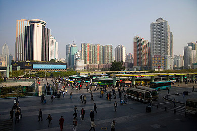 11个人开火车的视频56分钟：团结铁轨，56分钟见证匠心筑梦之旅-2