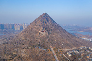 ai智能明星造梦工厂：科技赋能娱乐新纪元：AI重塑明星制造，产业未来趋势解读