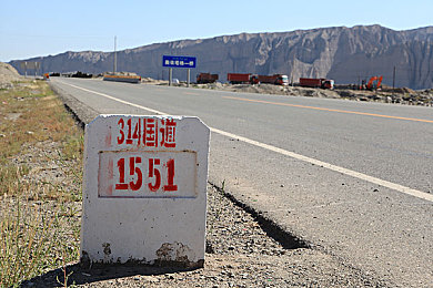99热这里只有精品最新：畅游精品，尽在首发——揭秘“99热”游戏新体验-2