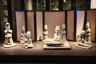 国产精品   精品软件男同：男同题材游戏佳作！国产“精品软件”引发玩家热议-3