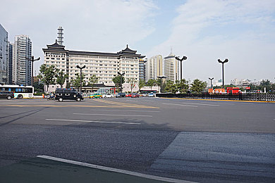 又又又酱游泳馆酒店洛丽塔的价格：梦幻乐园揭秘：洛丽塔风情设施性价比之选-4
