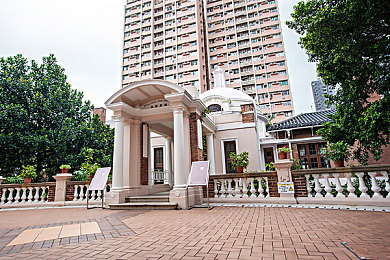 陌陌动漫网：二次元狂欢盛宴，打造沉浸式互动新体验-1