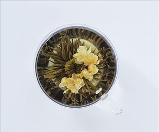 翁和小莹浴室欢爱：温馨浴室时光，情感共鸣家园记-4