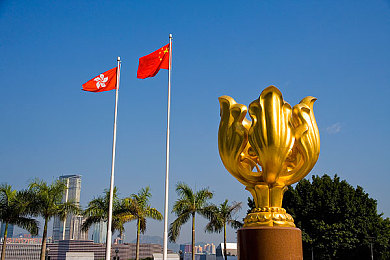 别墅轮换游戏五对情侣图片：浪漫轮换，情缘别墅，甜蜜邂逅