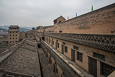 一级黄色一二三区：揭秘游戏奥秘：穿越时空探寻一级神秘区域，探寻历史与注意事项-4