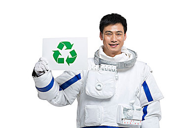 李博雅和榜一大：电竞璀璨双星，梦想闪耀星辰路-3