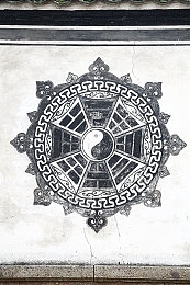 91免费版抖阴：隐私挑战与娱乐诱惑：揭秘网络应用安全迷局-2