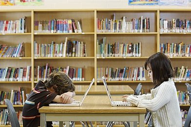 9I免费版网站进入：9I畅游新纪元，免费版平台激荡玩家新体验-3