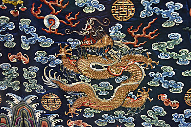 整个小镇都在拍mv售票员的小说：小镇奇遇记：售票员传奇，揭开神秘面纱，探索奇遇之旅-2