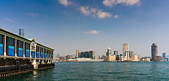 全彩h漫：色彩奇幻冒险之旅：探寻全彩世界中的宝藏之谜-3