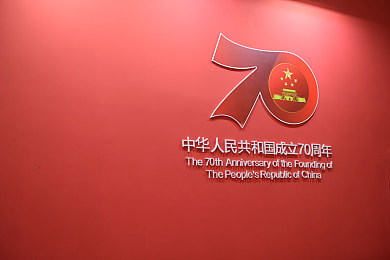 秀色直播APP软件：直播新势力崛起：秀色平台引领行业多元发展，争议中成长-4