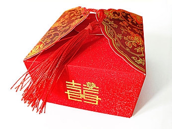 ACG里番全彩侵犯本子色情福利：揭秘：全彩里番兴起背后的争议与挑战，版权与福利如何平衡？-2